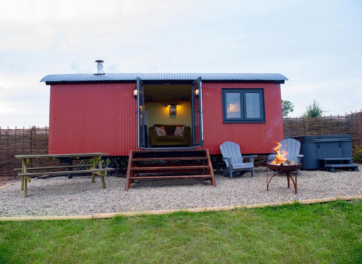 The Gambo Shepherd'S Hut Kidwelly Buitenkant foto