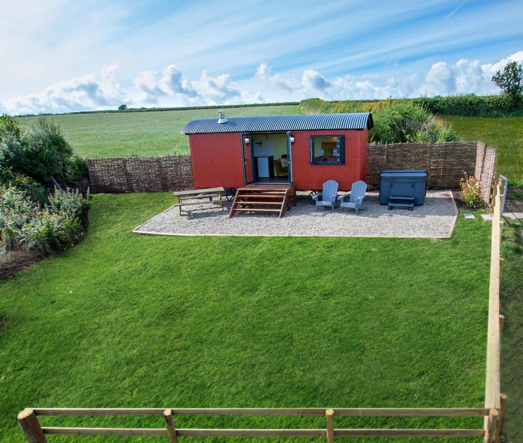 The Gambo Shepherd'S Hut Kidwelly Buitenkant foto
